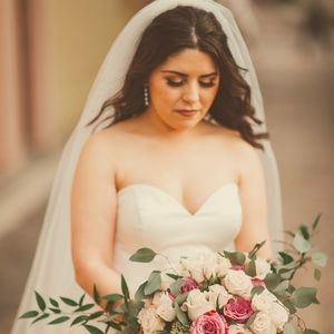 Meet your Posher, Monica